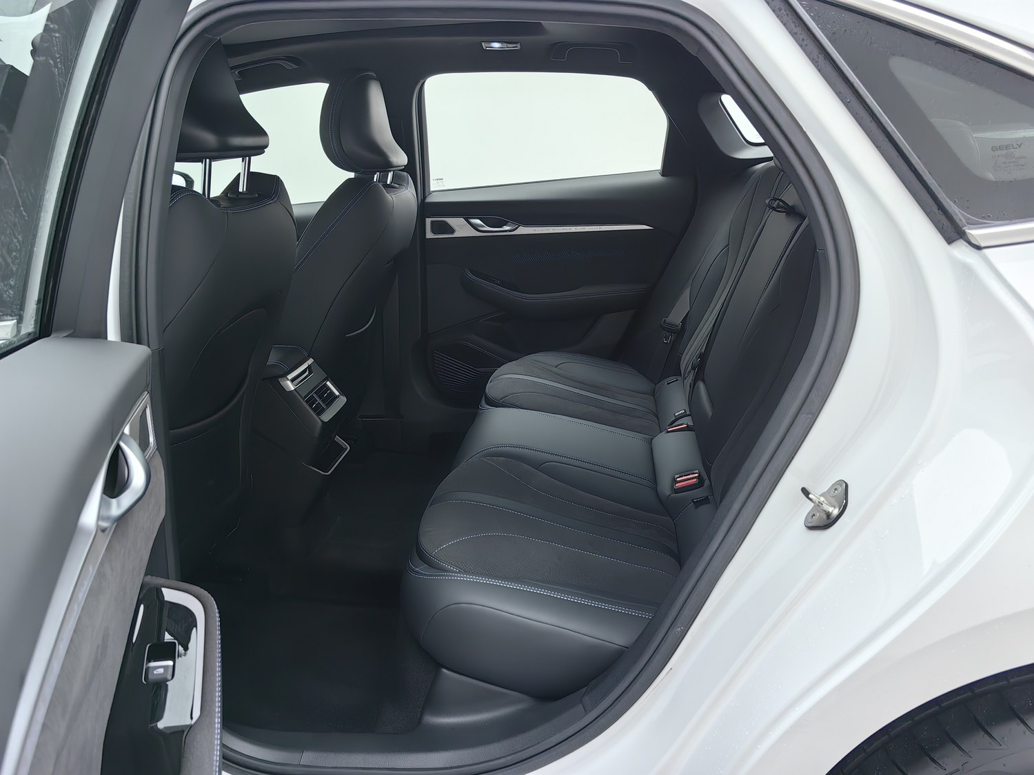 Used Geely Preface 2025 2.0 AT