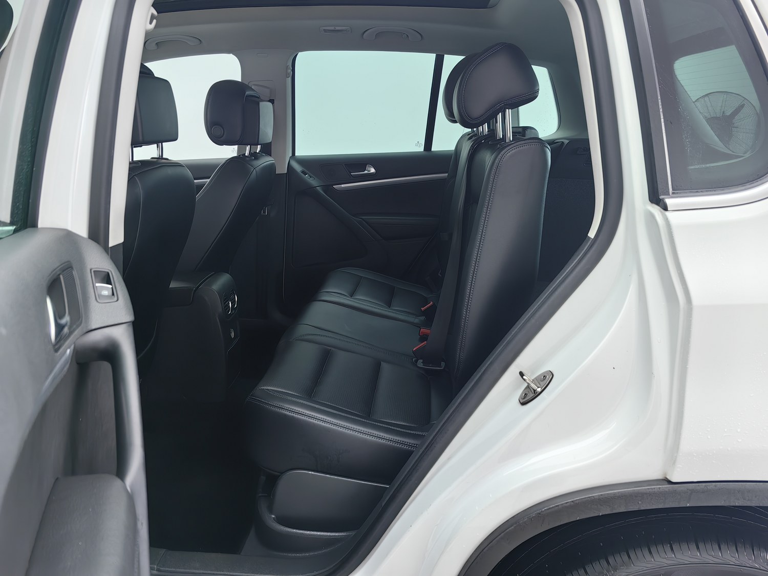 Used Volkswagen Tiguan 2015 2.0 AT