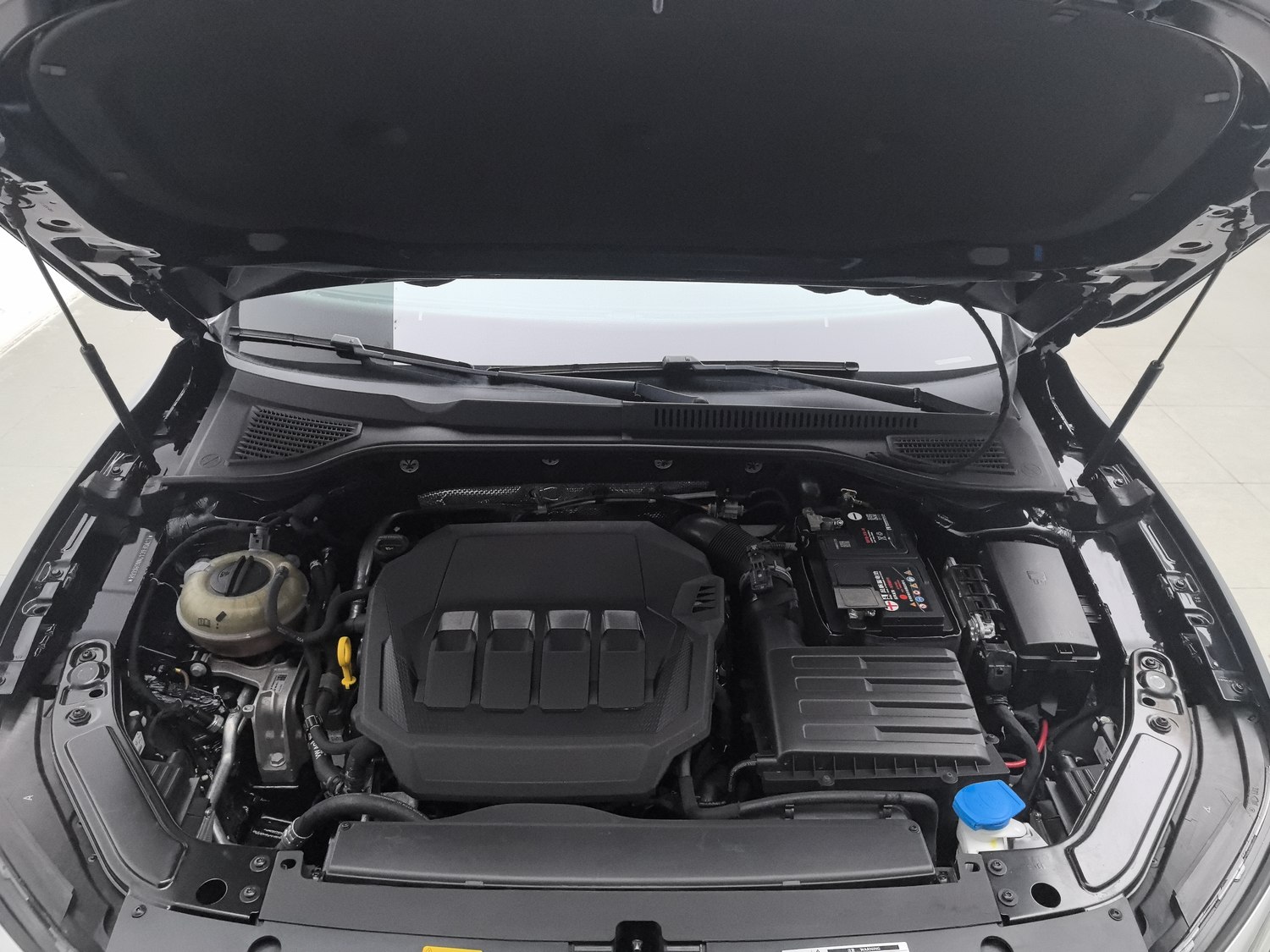 Used Volkswagen Passat 2022 2.0 AT