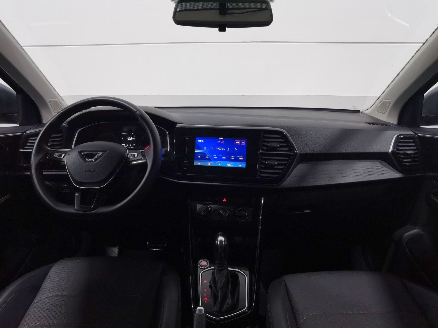 Used Jetta VS5 2021 1.4 AT