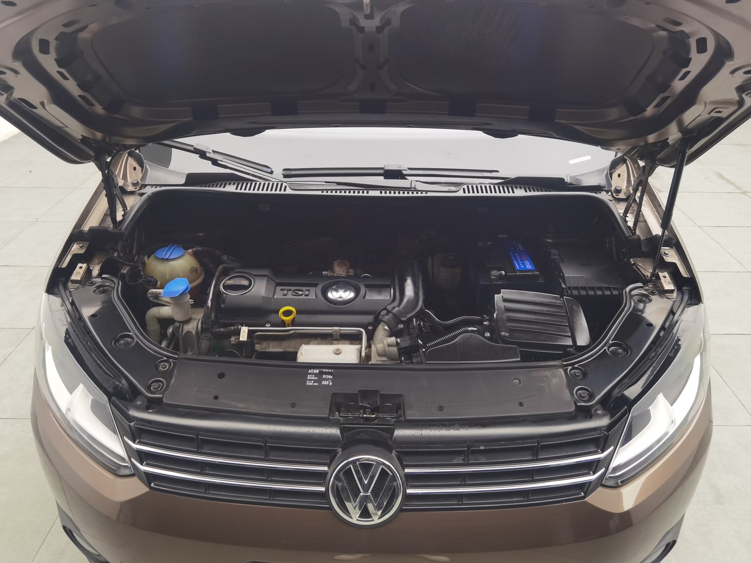 Used Volkswagen Touran 2013 1.4 MT