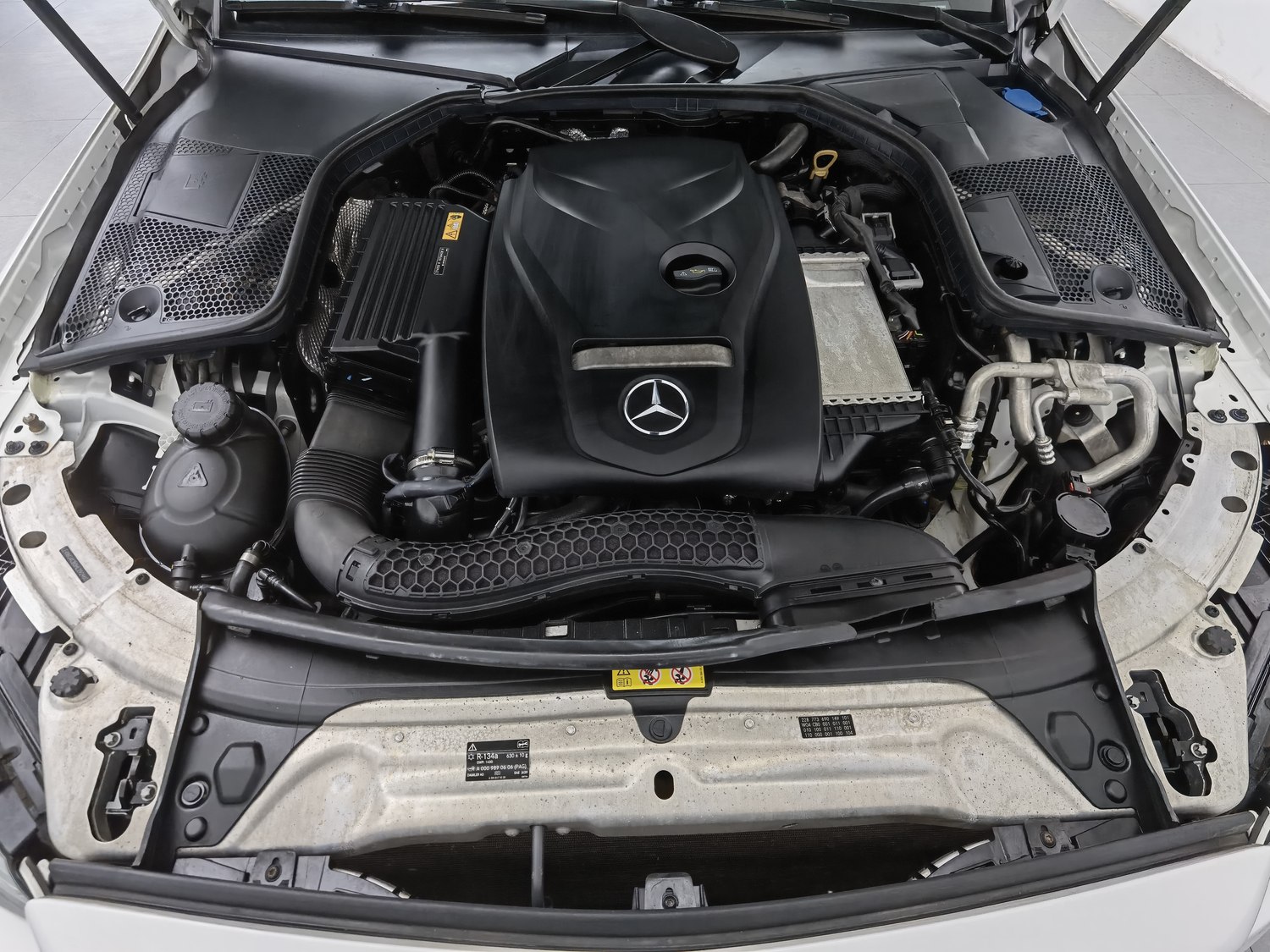 Used Mercedes-Benz C-Class 2017 2.0 AT