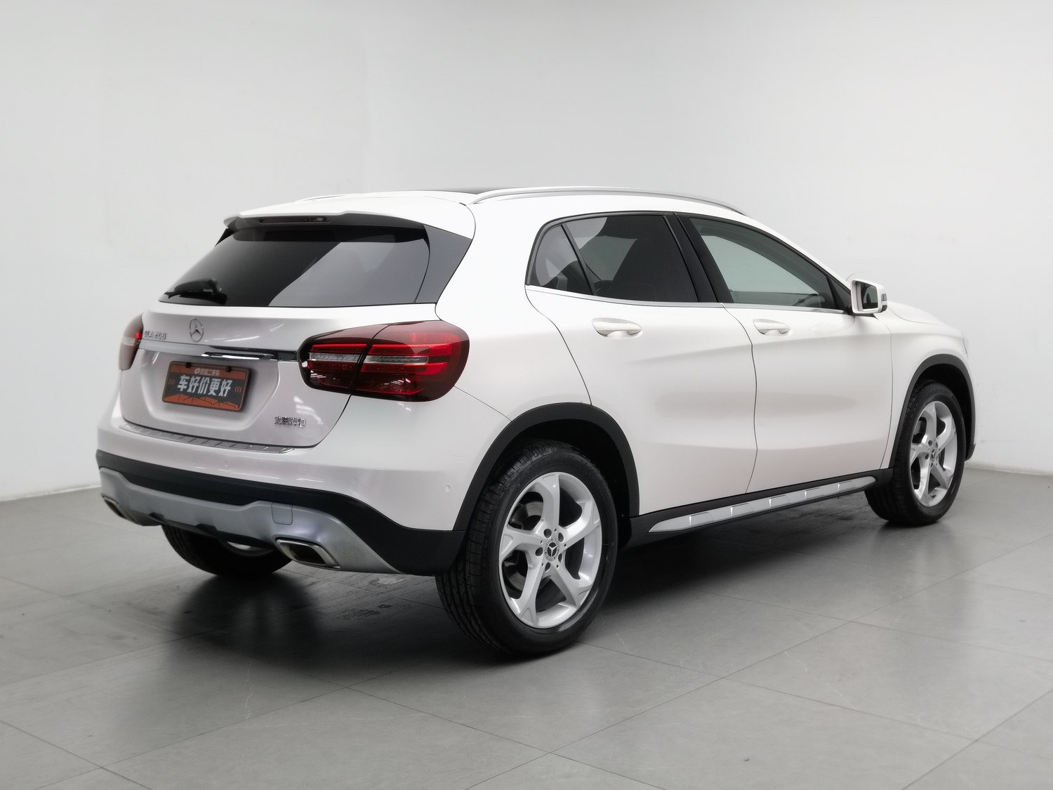 Used Mercedes-Benz GLA 2019 1.6 AT