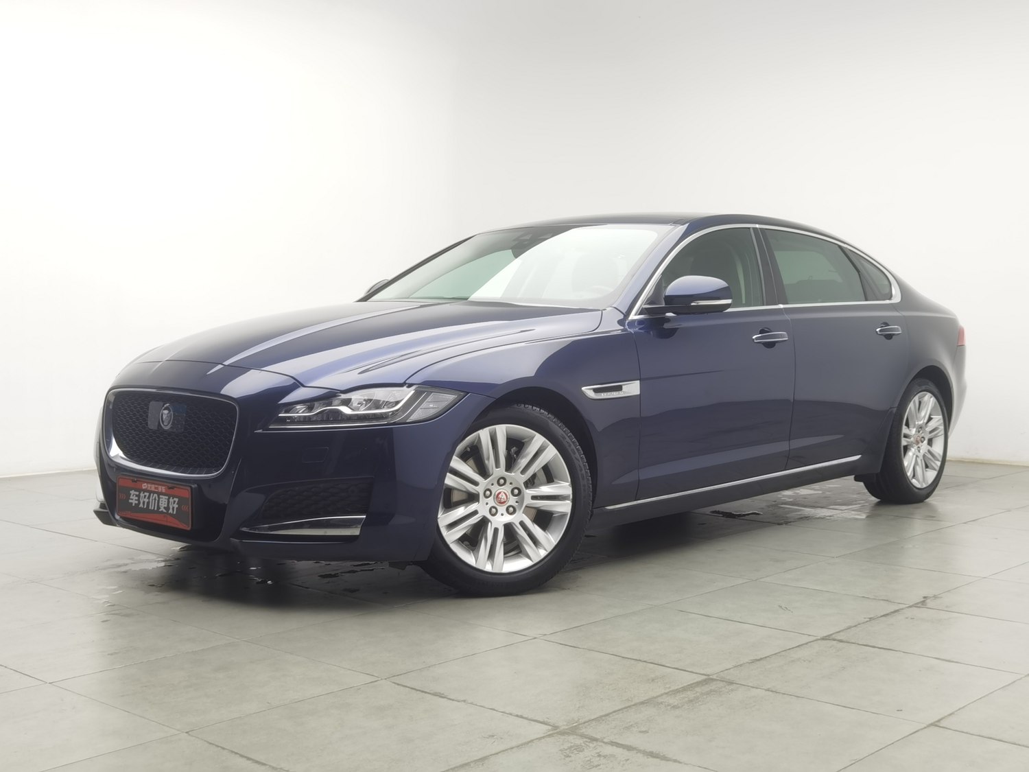 Used Jaguar XFL 2018 2.0 AT