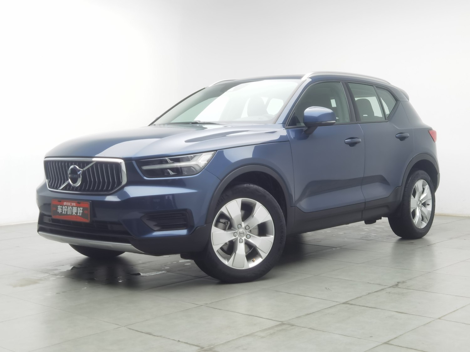 Used Volvo XC40 2021 2.0 AT