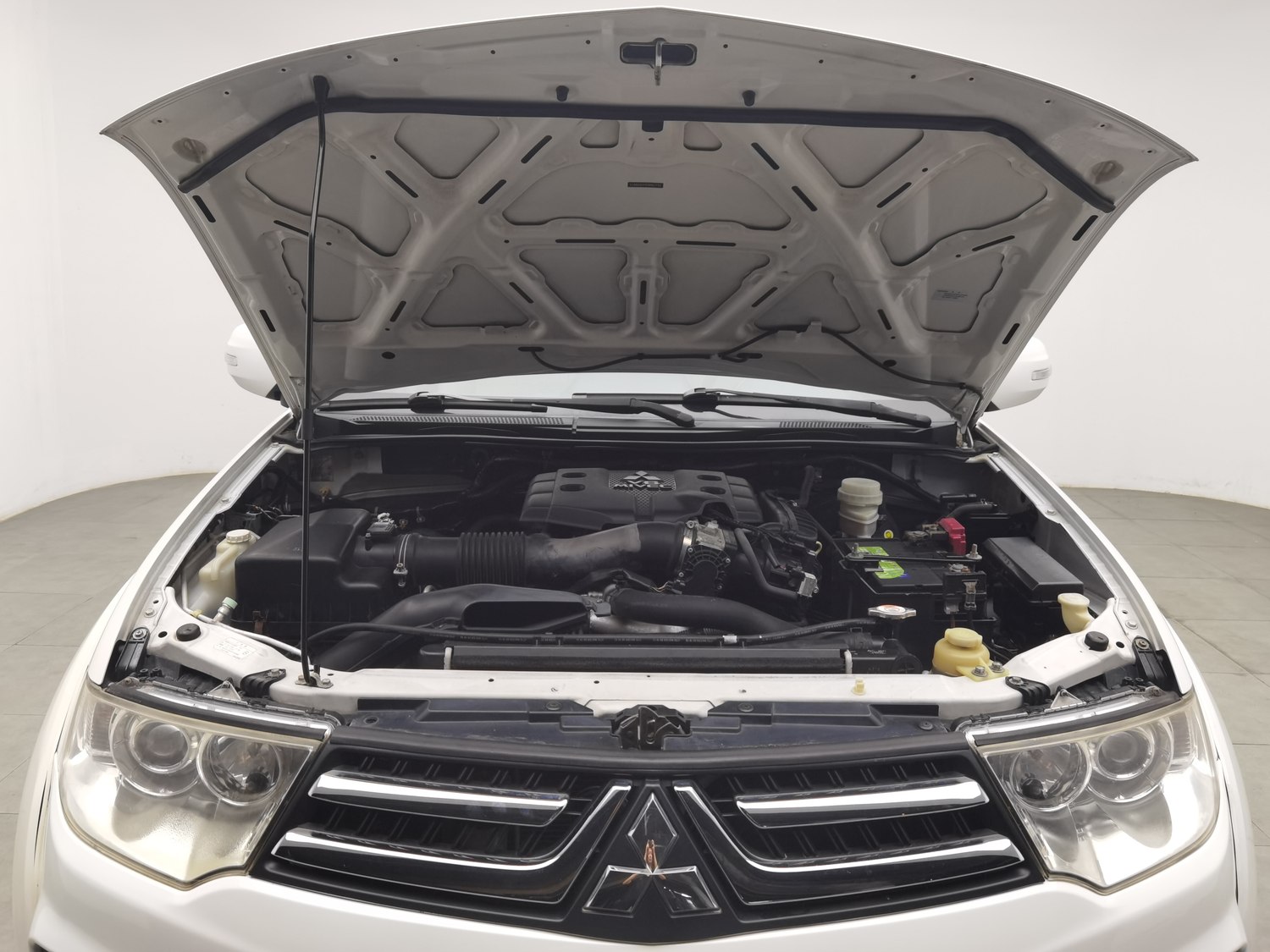 Used Mitsubishi Pajero Sport 2013 3.0 AT
