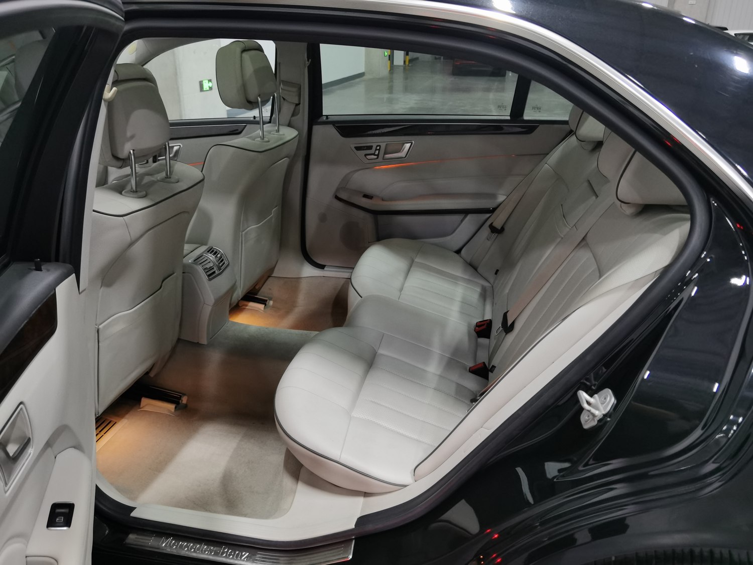 Used Mercedes-Benz E-Class 2015 2.0 AT