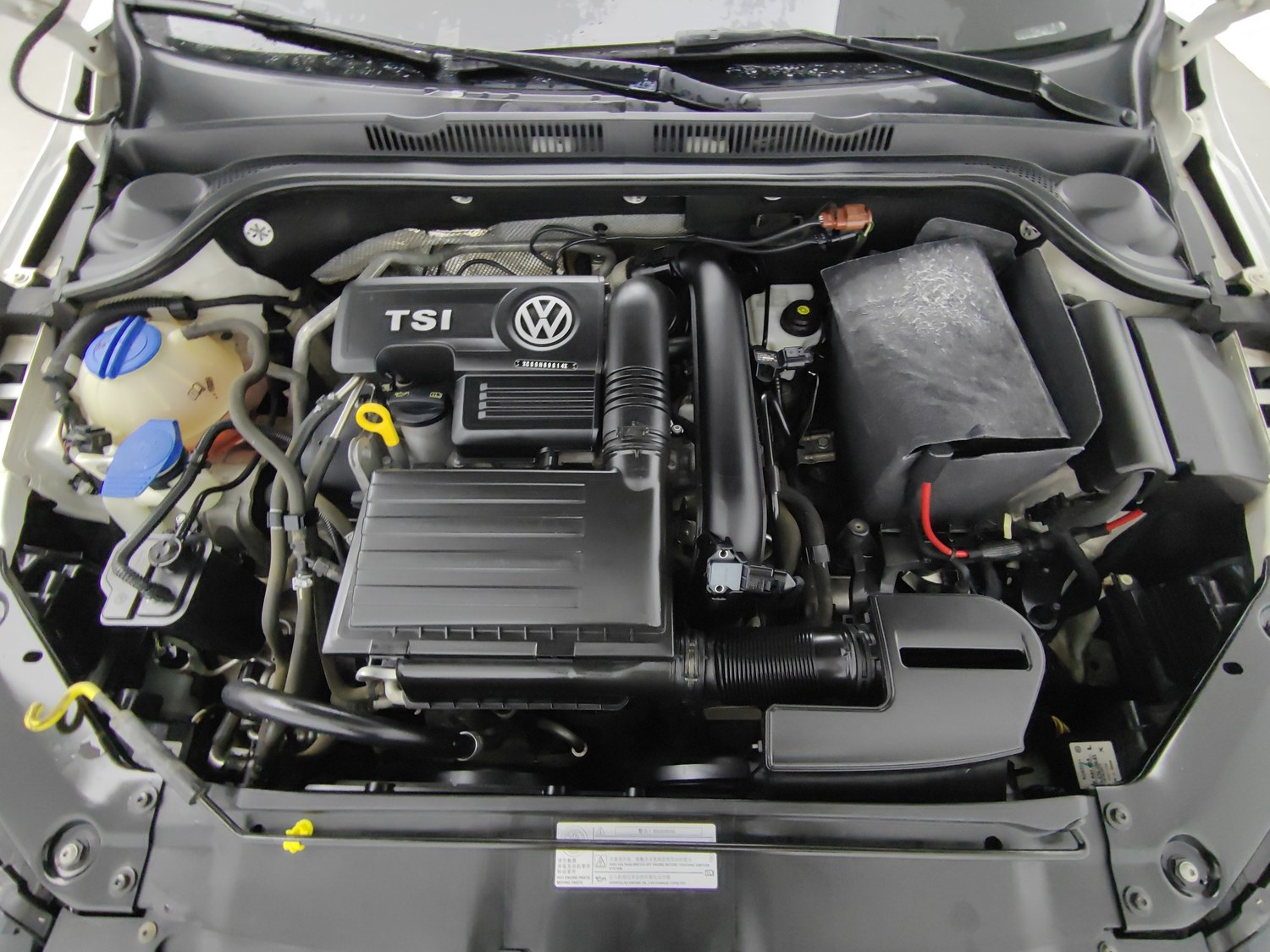 Used Volkswagen Sagitar 2018 1.4 AT