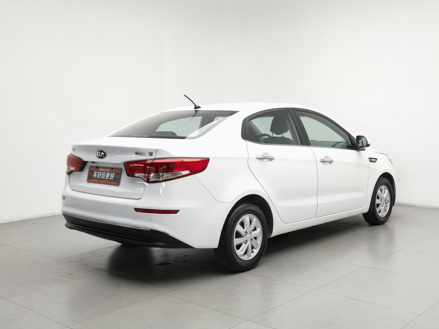 Used Kia K2 2015 1.4 MT