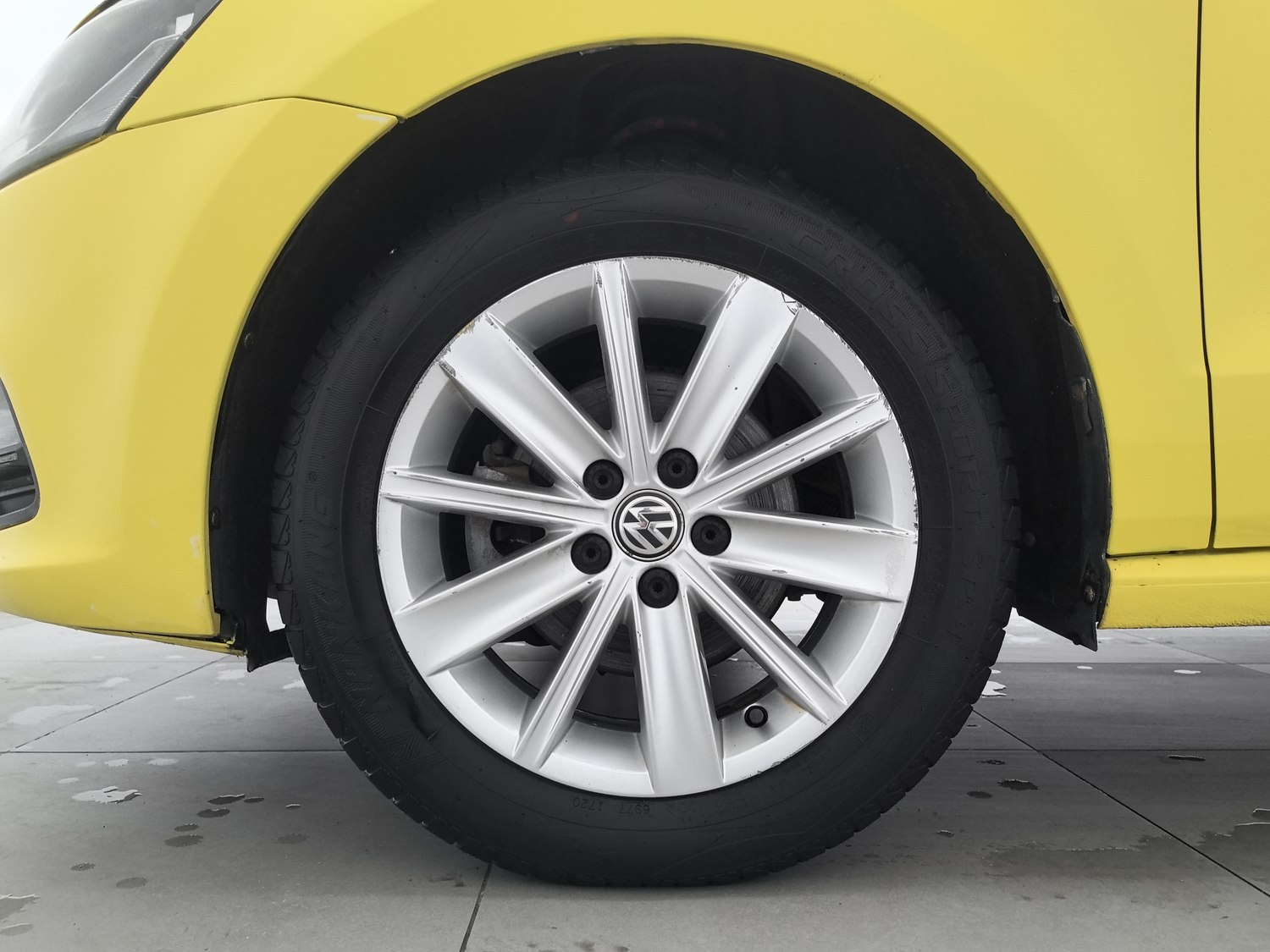 Used Volkswagen Polo 2014 1.4 AT