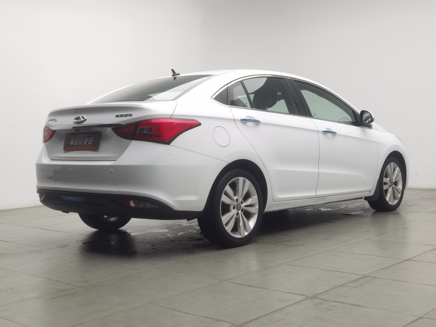Used Chery Arrizo 5 2016 1.5 MT