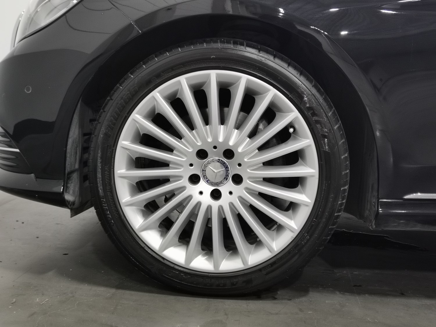 Used Mercedes-Benz E-Class 2015 2.0 AT