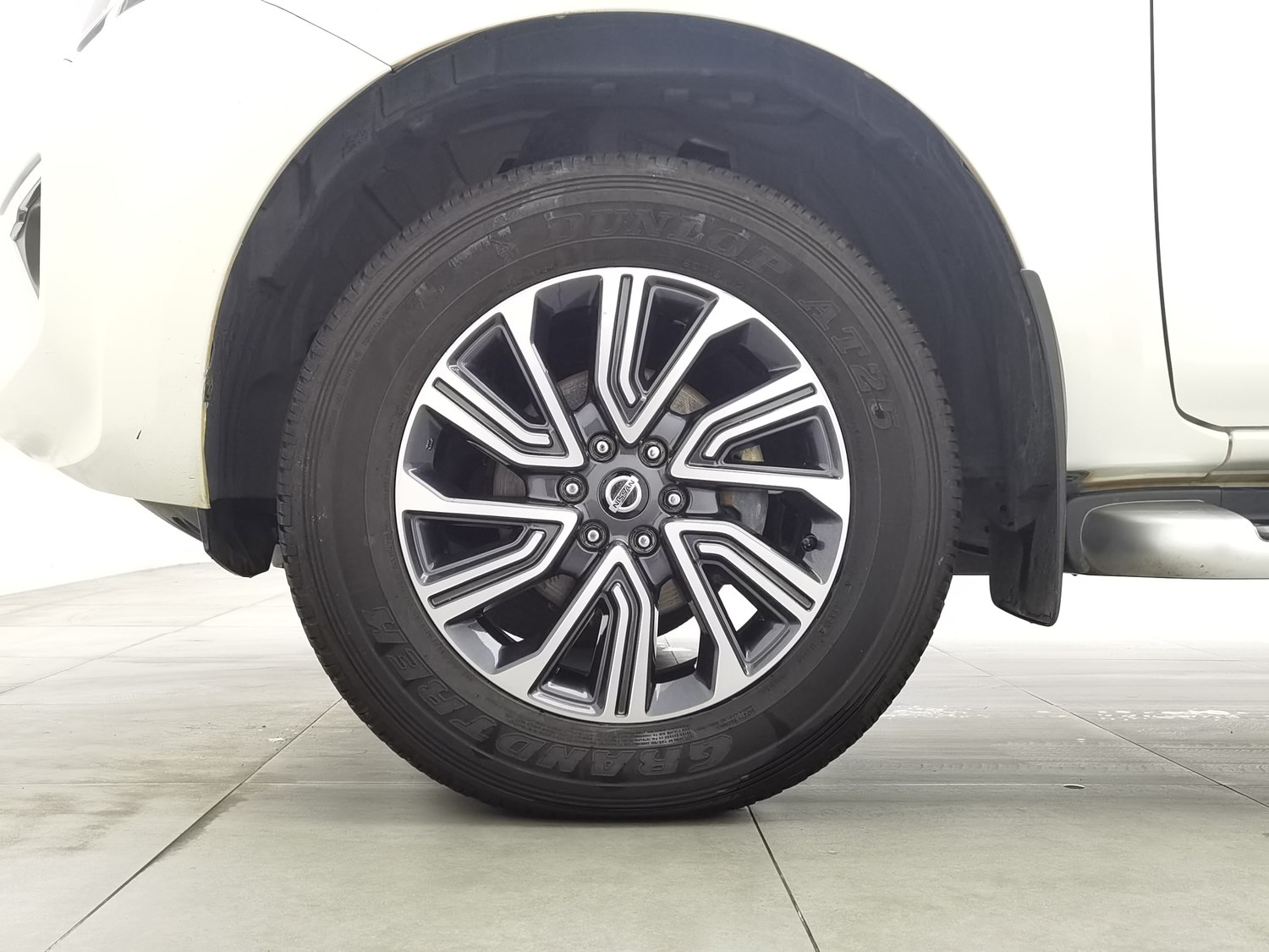 Used Nissan Terra 2020 2.5 AT