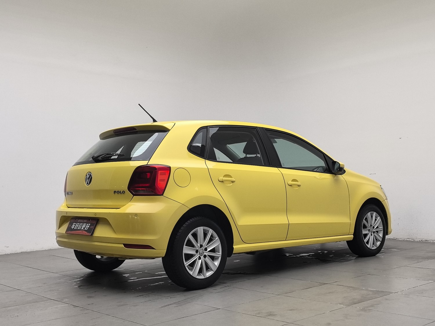 Used Volkswagen Polo 2014 1.4 AT