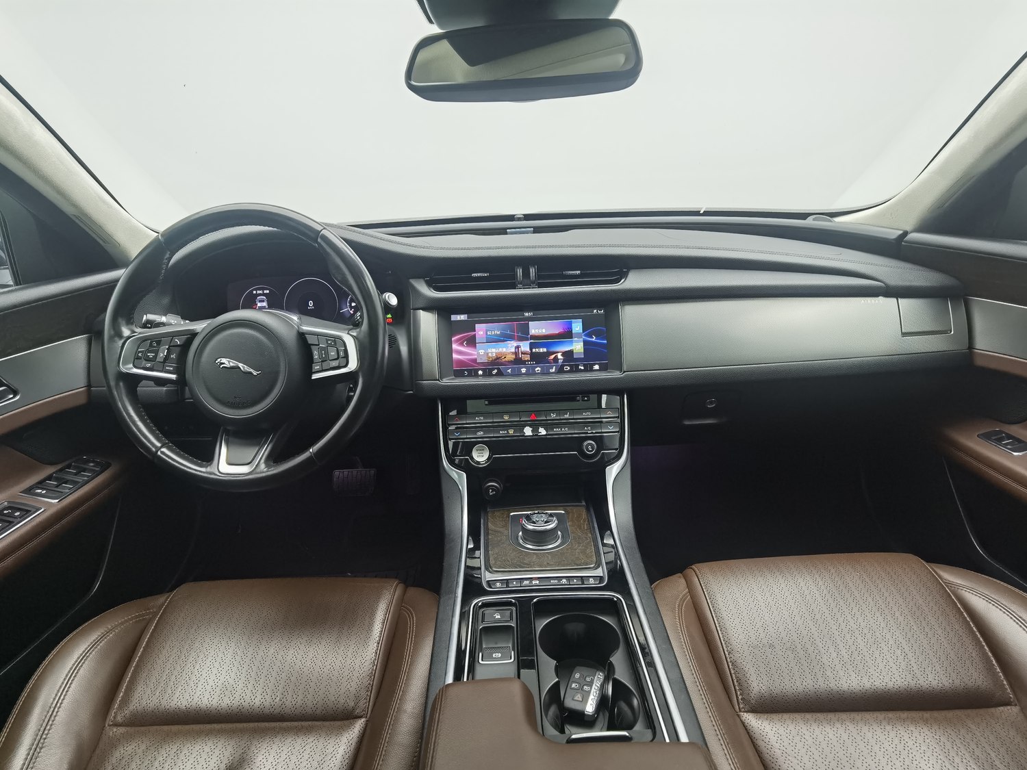 Used Jaguar XFL 2018 2.0 AT