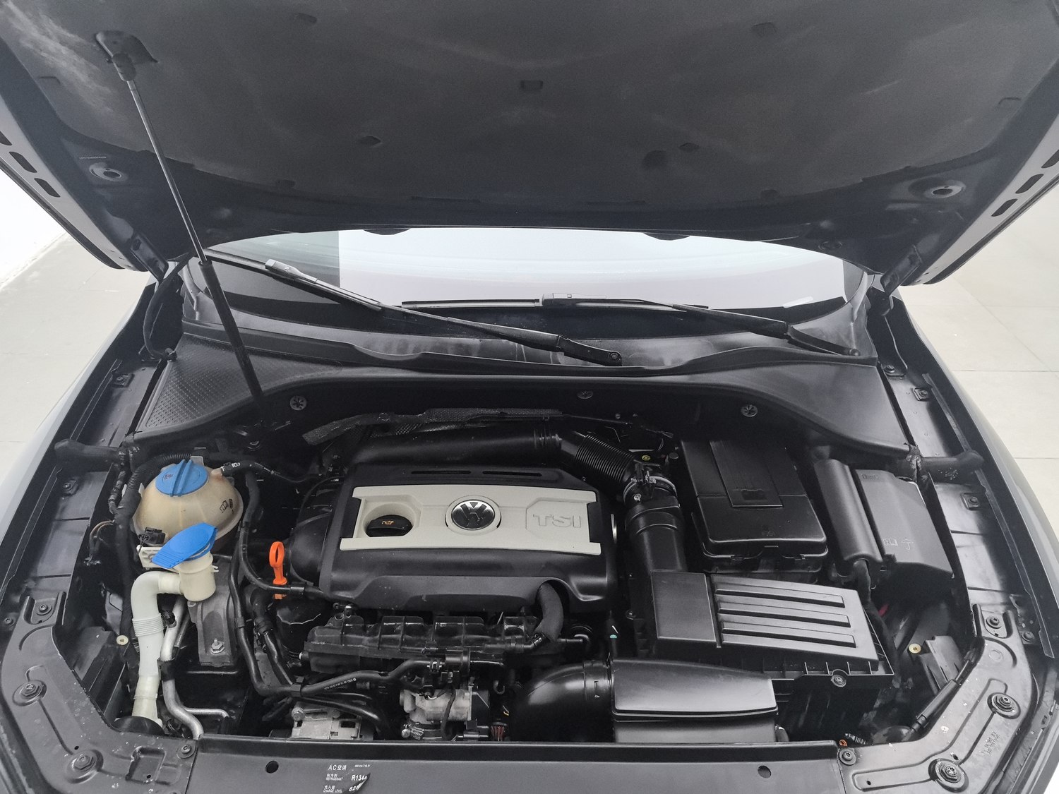 Used Volkswagen Passat 2014 1.8 AT