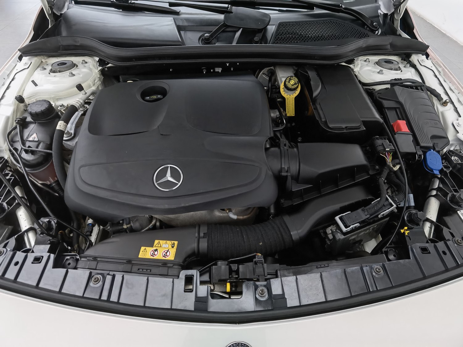 Used Mercedes-Benz GLA 2019 1.6 AT
