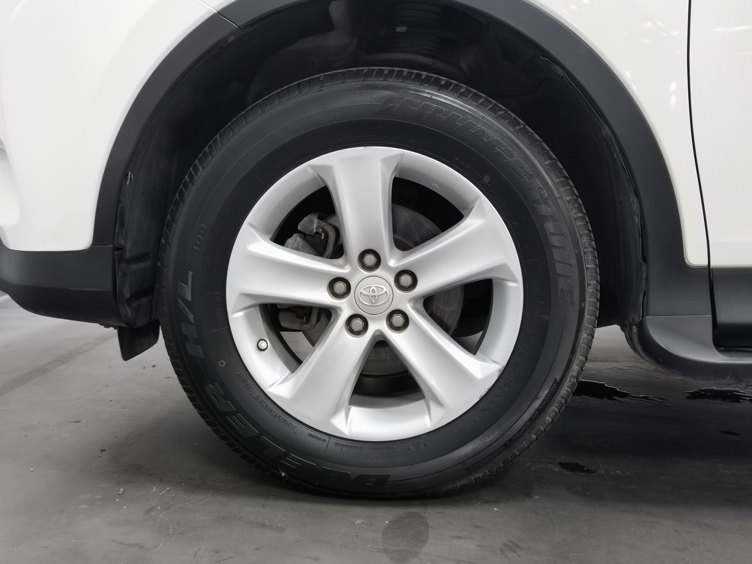 Used Toyota RAV4 2013 2.5 AT