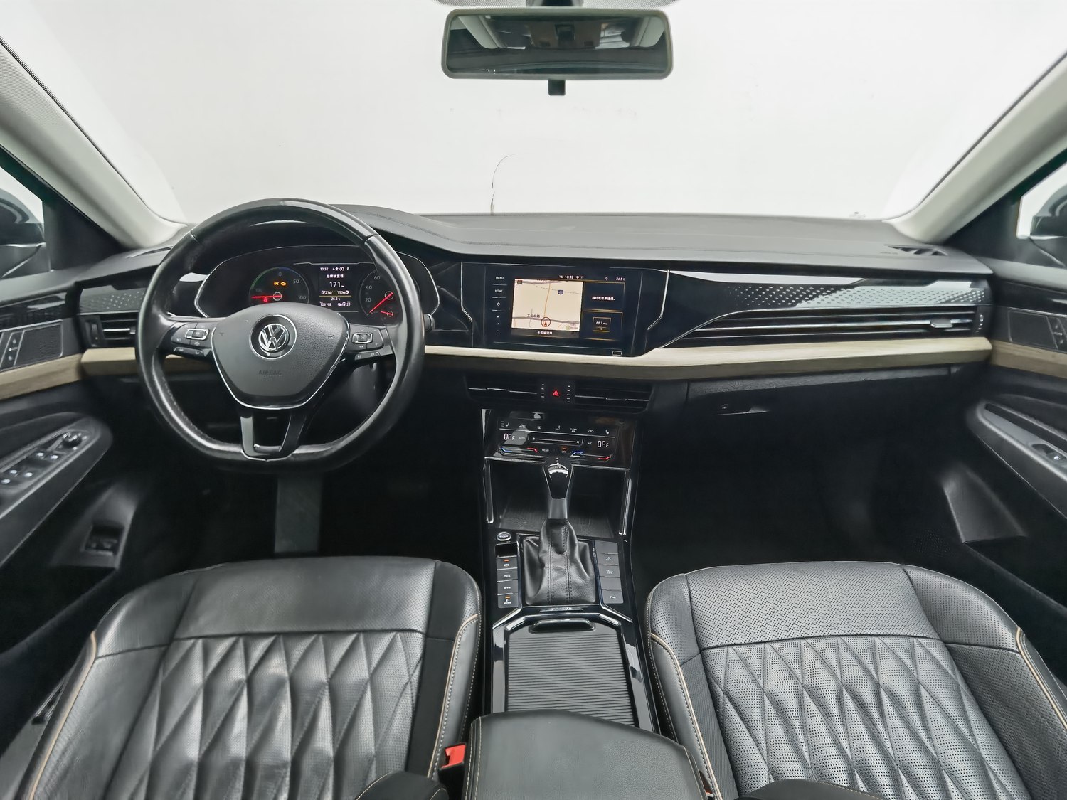 Used Volkswagen Passat EV 2020 1.4 AT