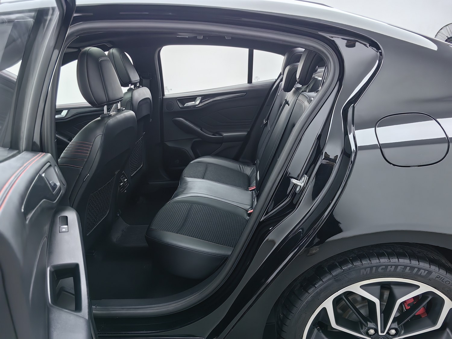 Used Ford Focus 2021 1.5 AT