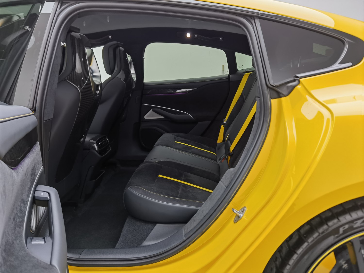Used Xiaomi Auto SU7 Ultra 2025