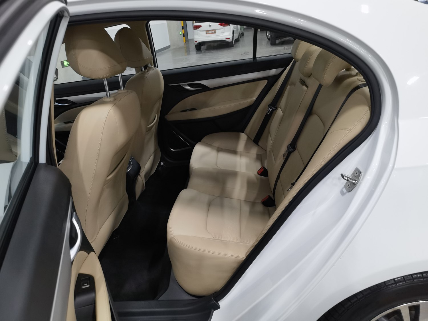 Used Geely Emgrand 2018 1.5 MT