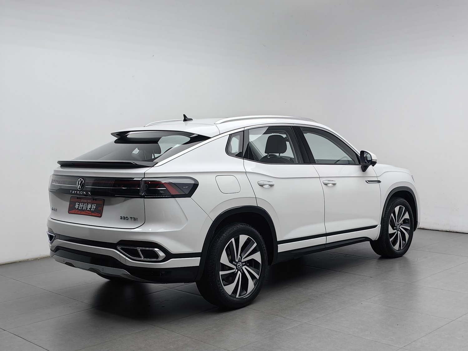 Used Volkswagen Tayron X 2023 2.0 AT