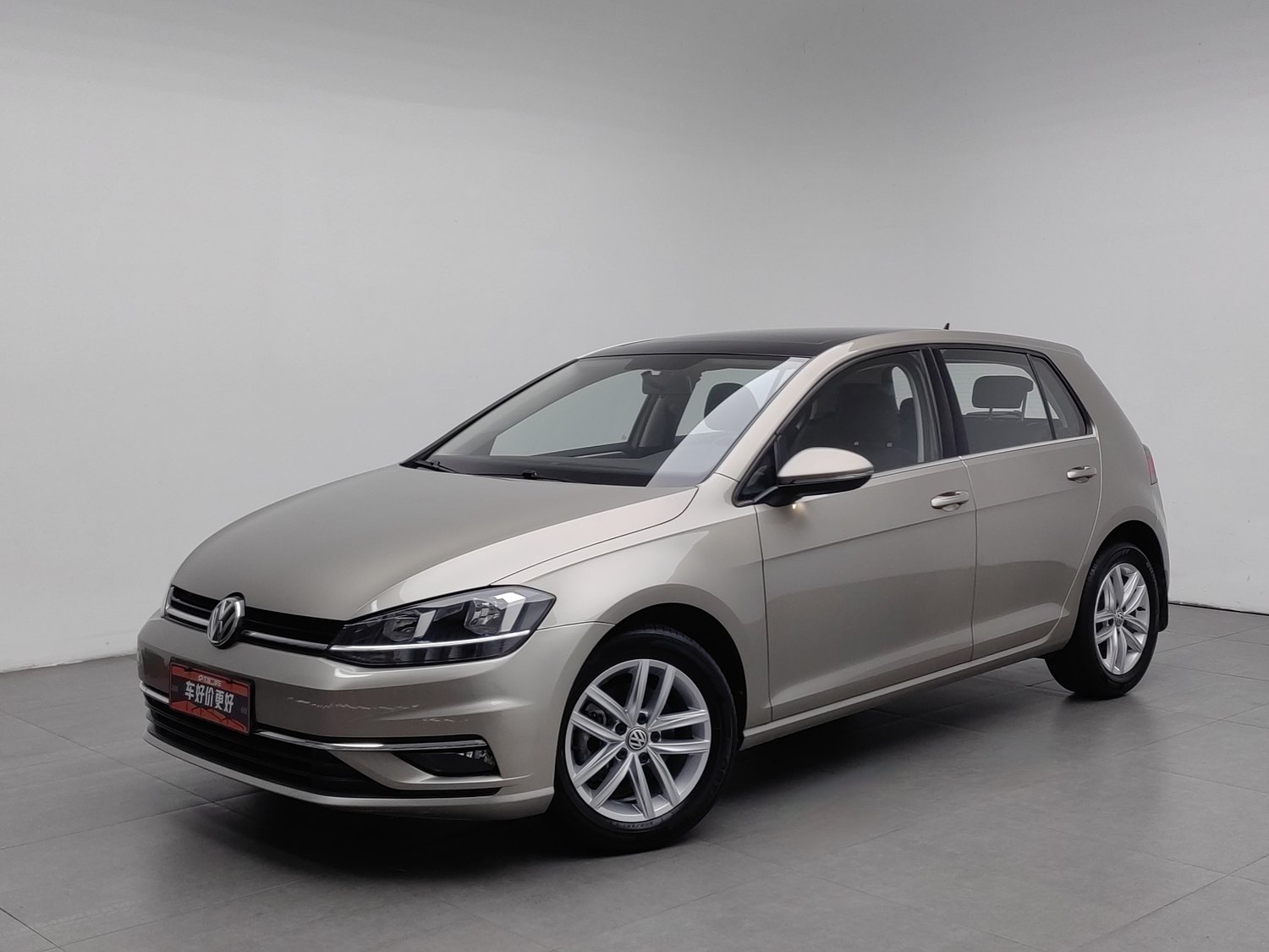 Used Volkswagen Golf 2019 1.6 AT