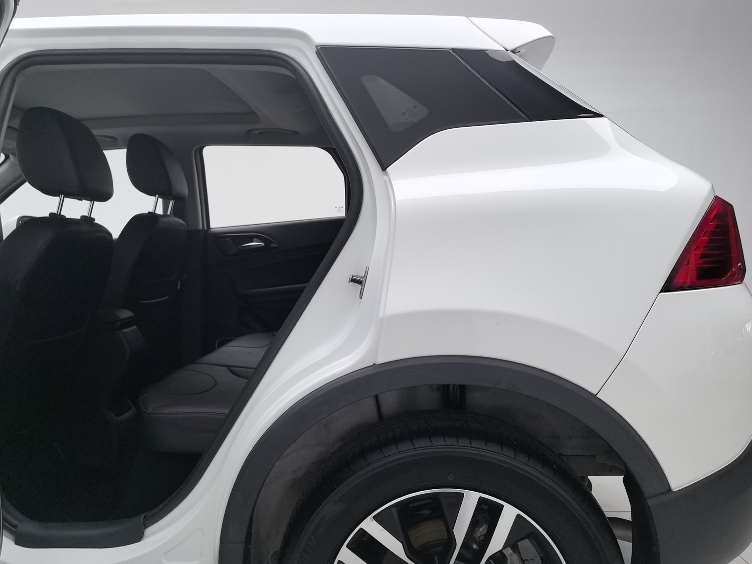 Used Brilliance V3 2020 1.6 MT