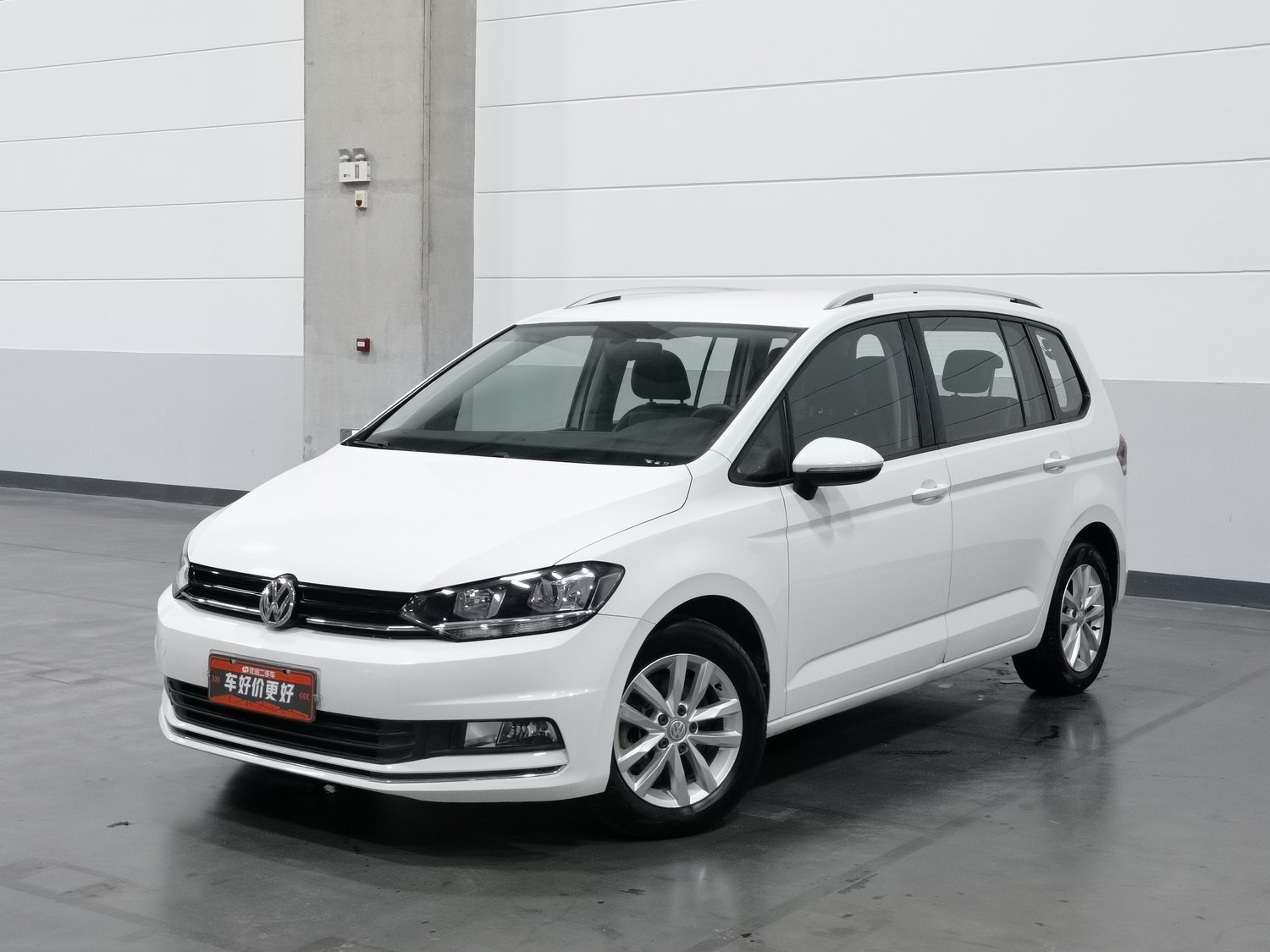 Used Volkswagen Touran 2016 1.4 AT