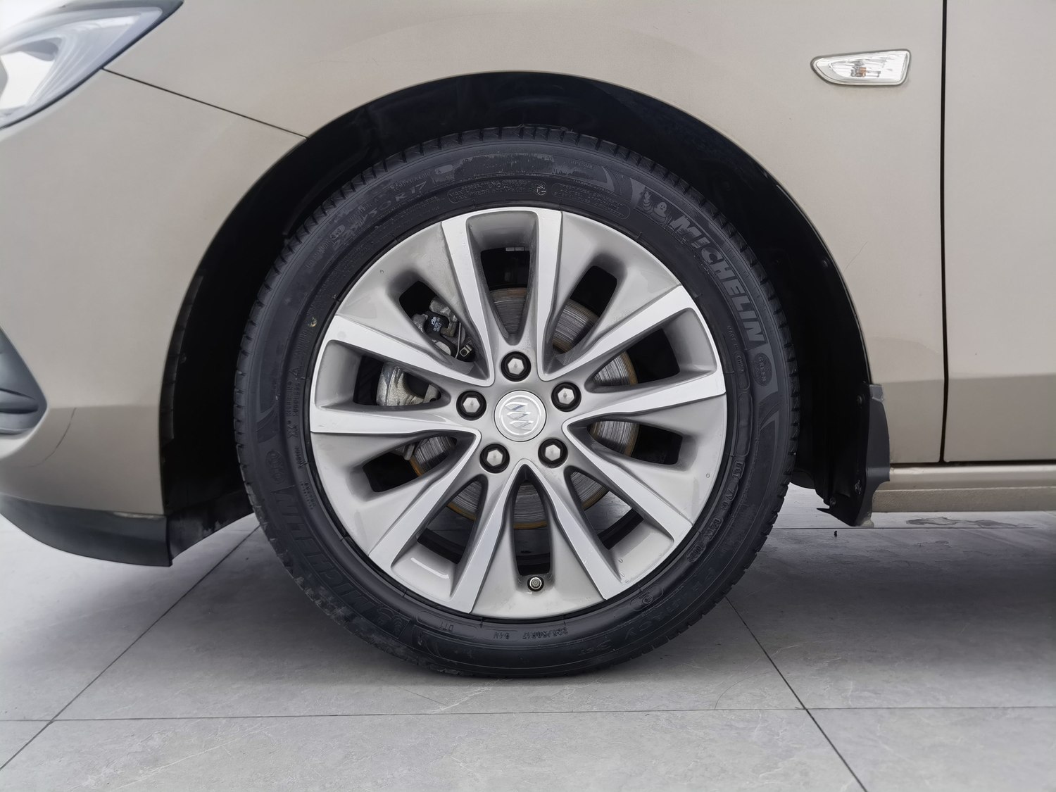 Used Buick GL6 2021 1.3 AT
