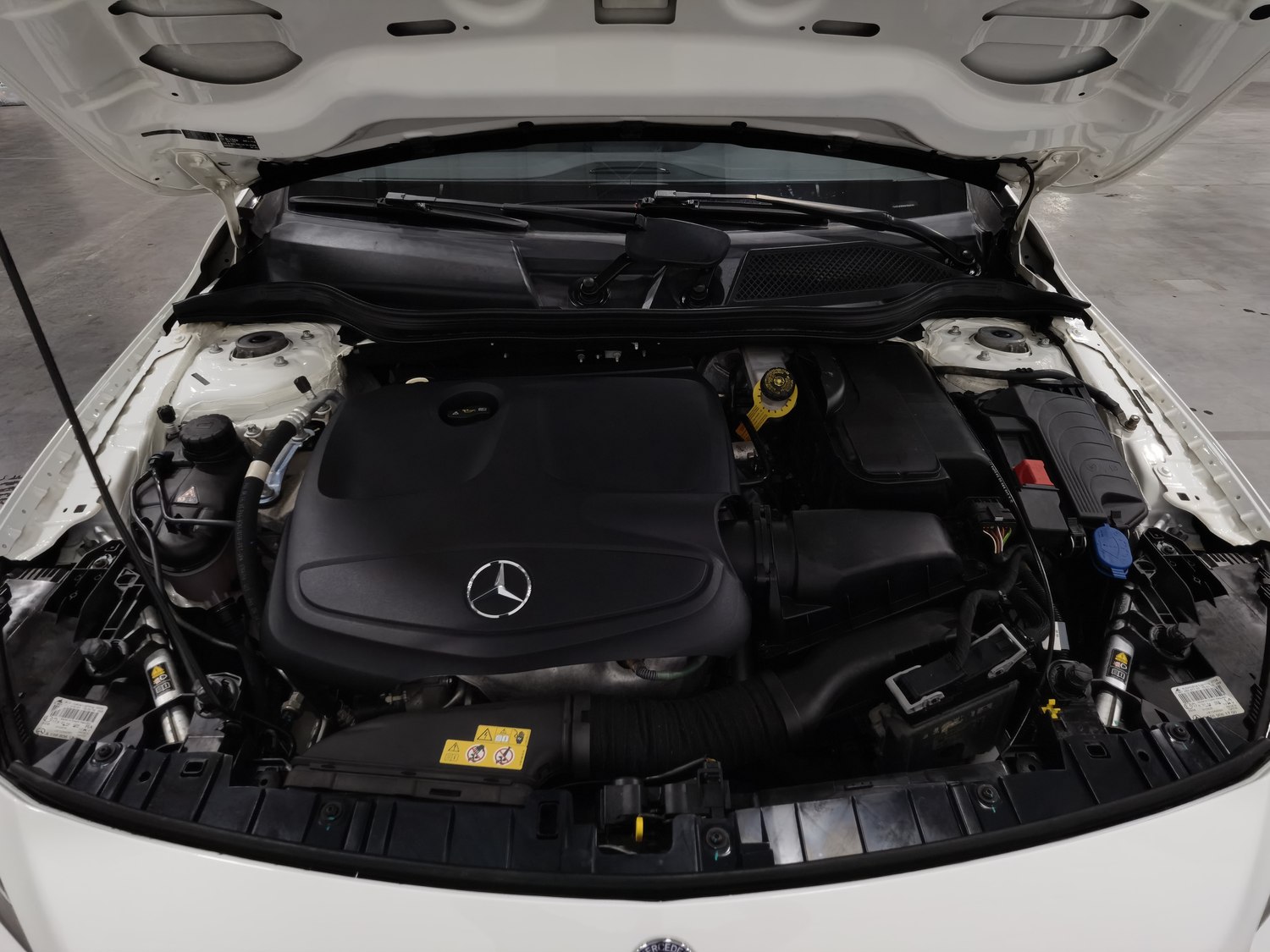Used Mercedes-Benz GLA 2016 1.6 AT
