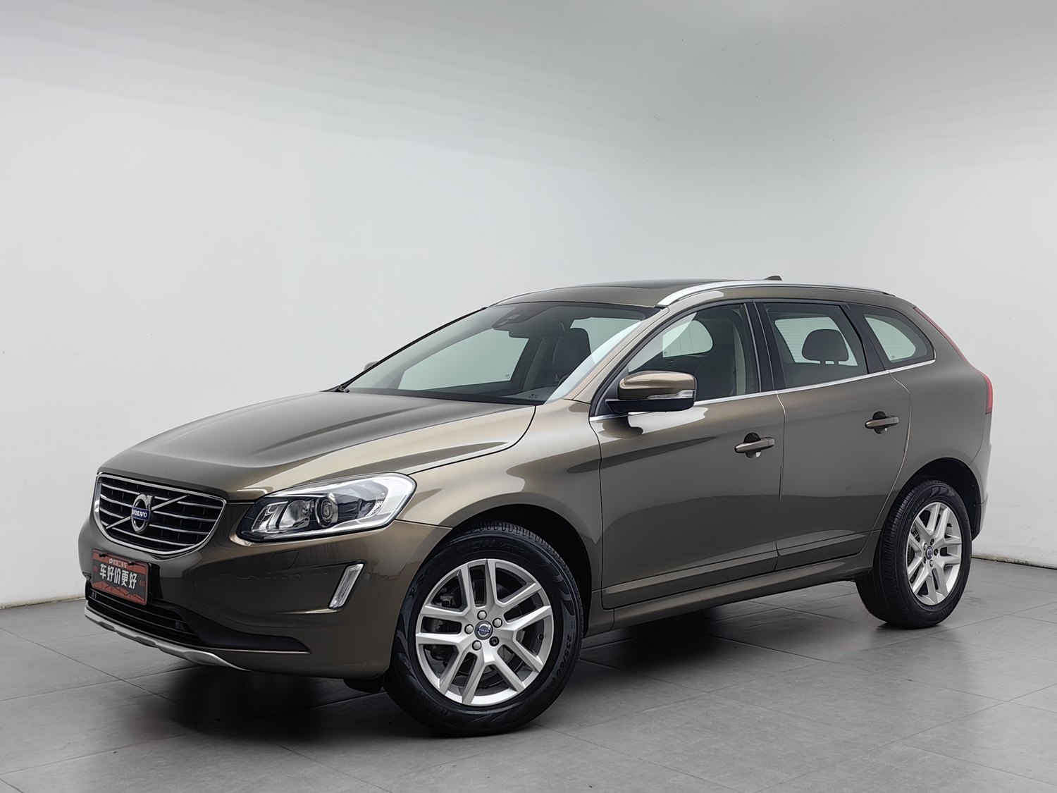 Used Volvo XC60 2017 2.0 AT
