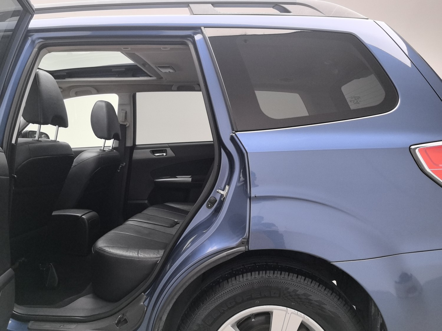 Used Subaru Forester 2011 2.0 MT