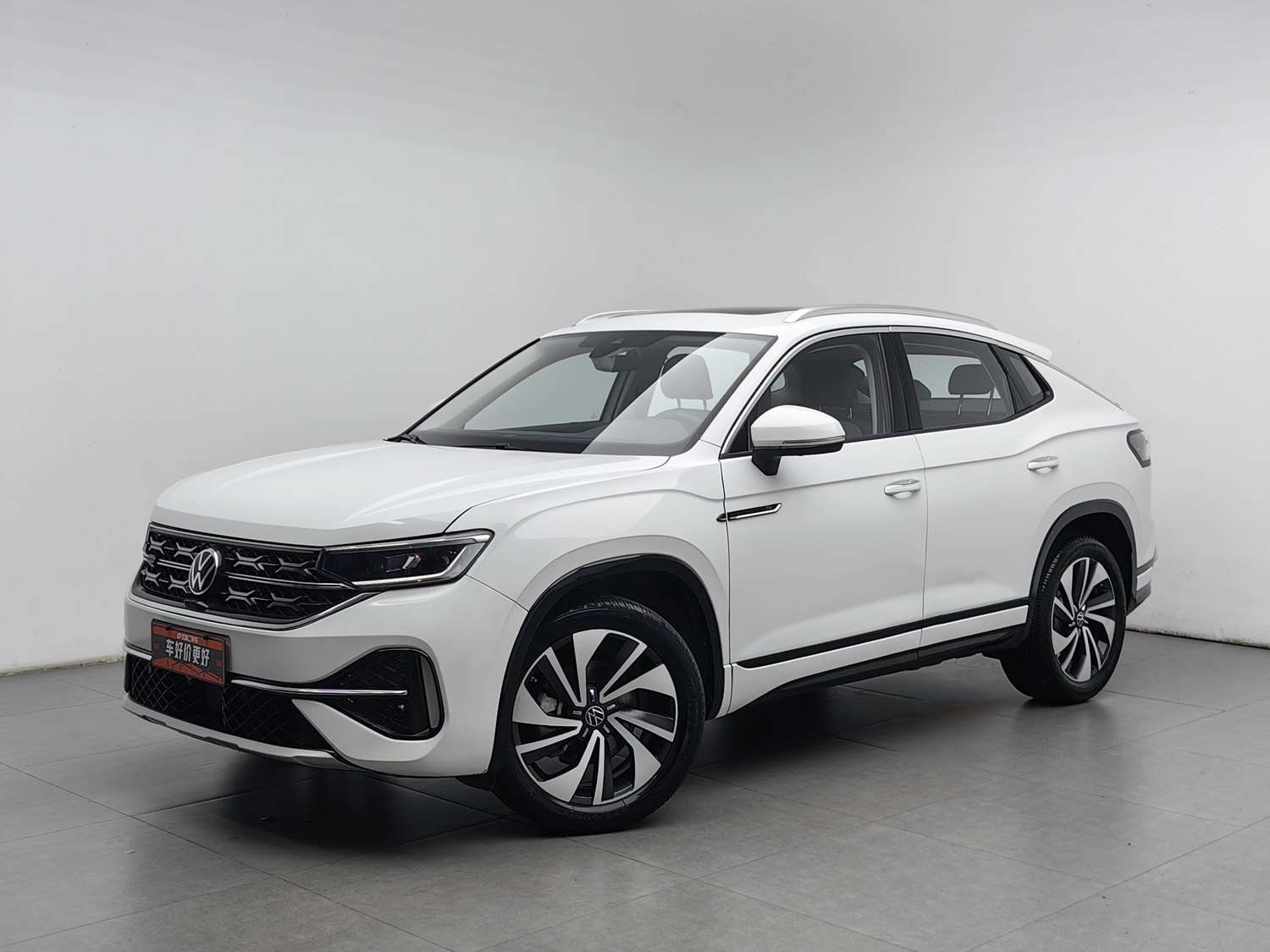 Used Volkswagen Tayron X 2023 2.0 AT