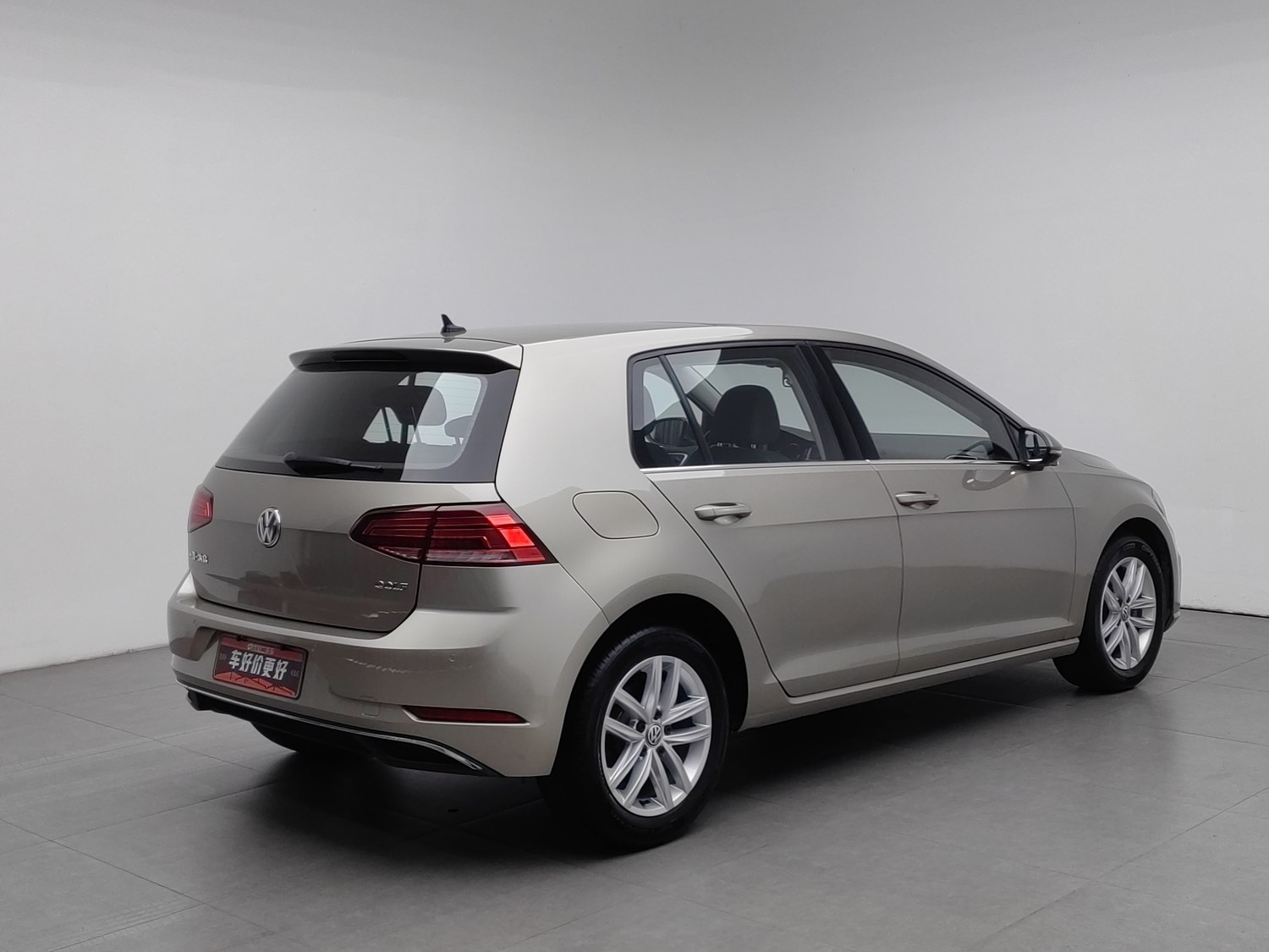 Used Volkswagen Golf 2019 1.6 AT