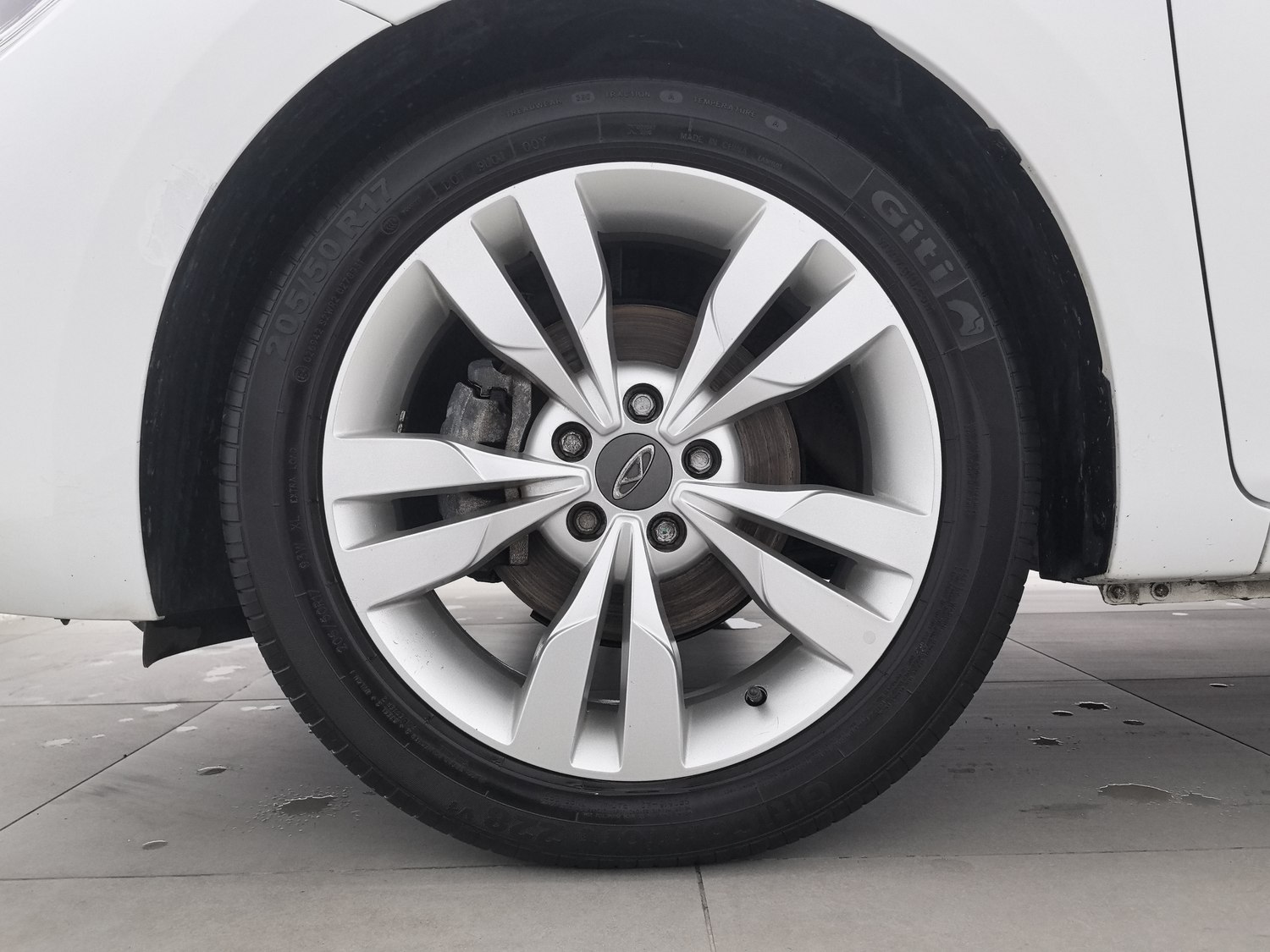 Used Chery Arrizo 5 2017 1.5 MT