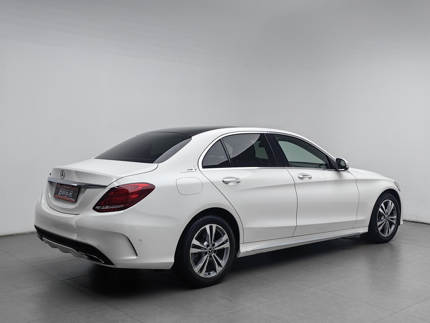 Used Mercedes-Benz C-Class 2018 2.0 AT