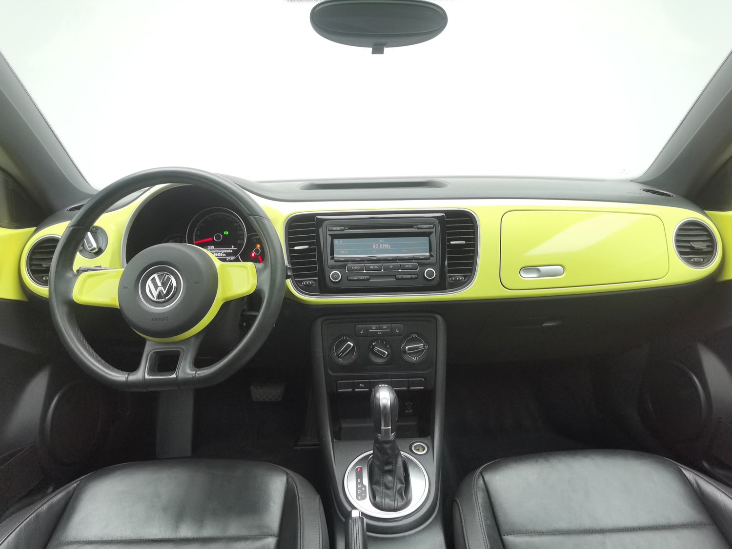 Used Volkswagen Beetle (Imported) 2014 1.2 AT