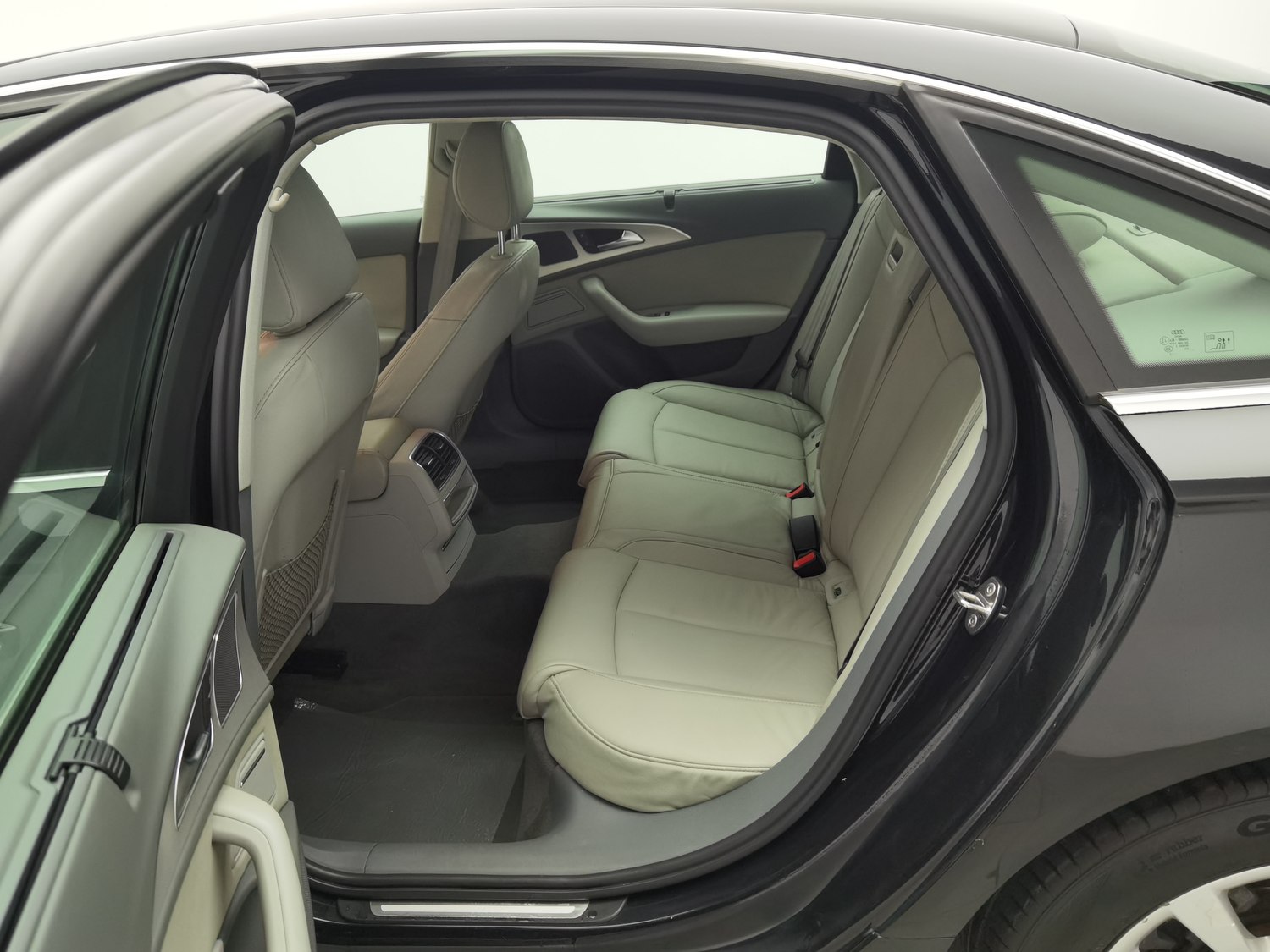 Used Audi A6L 2012 2.0 AT