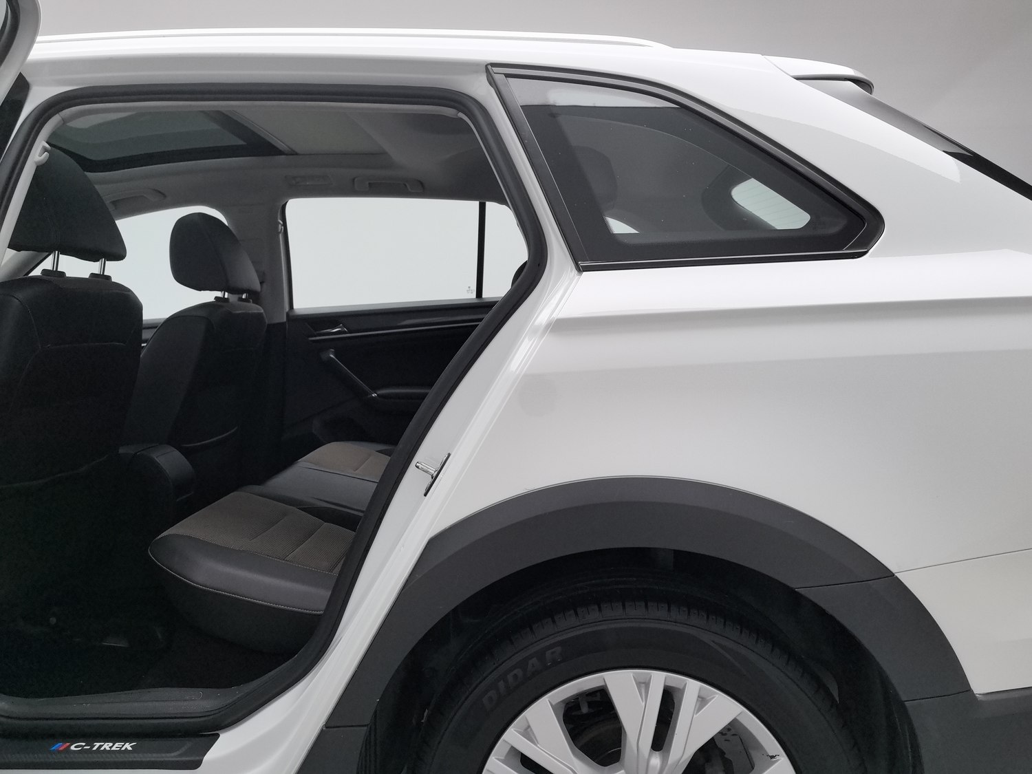 Used Volkswagen C-Trek 2018 1.5 AT