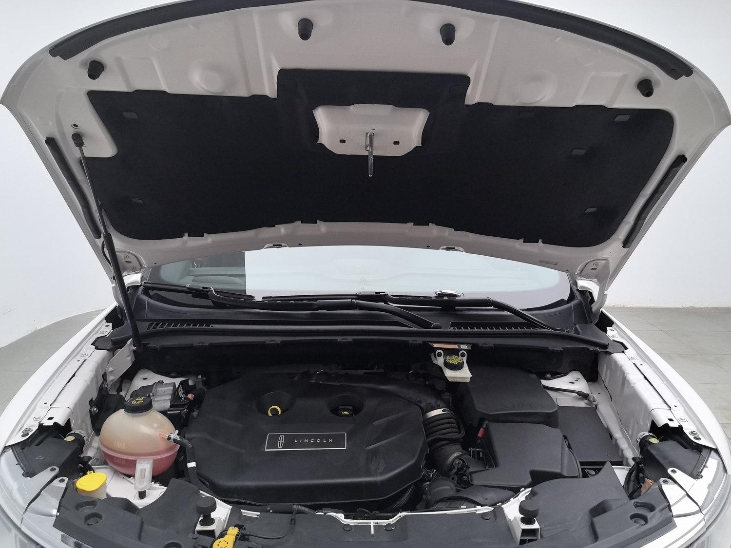 Used Lincoln MKC 2018 2.0 AT