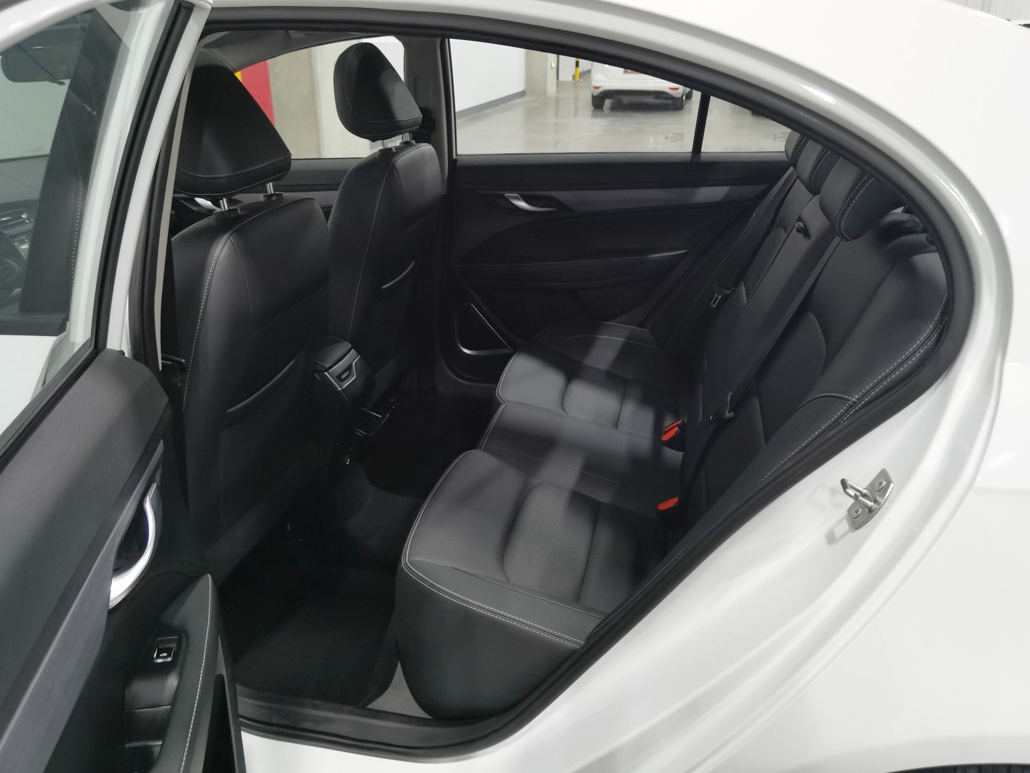 Used Geely Emgrand 2021 1.5 AT