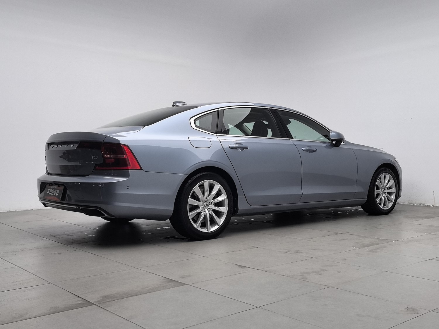 Used Volvo S90 2017 2.0 AT