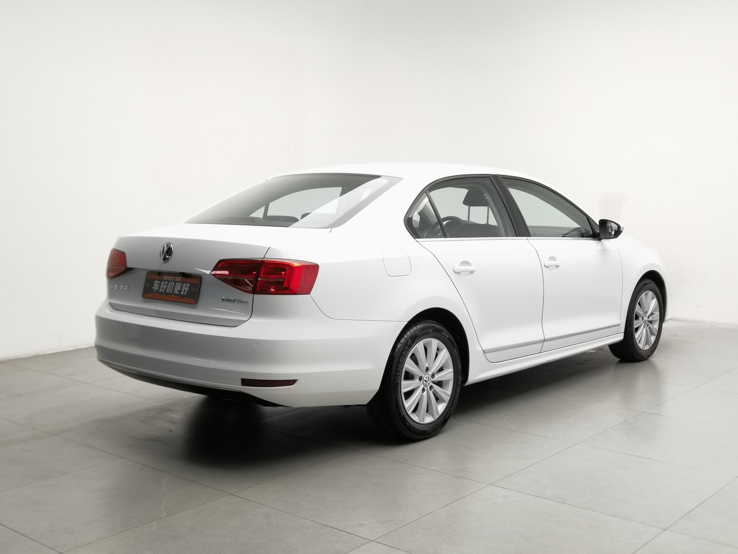 Used Volkswagen Sagitar 2015 1.6 AT
