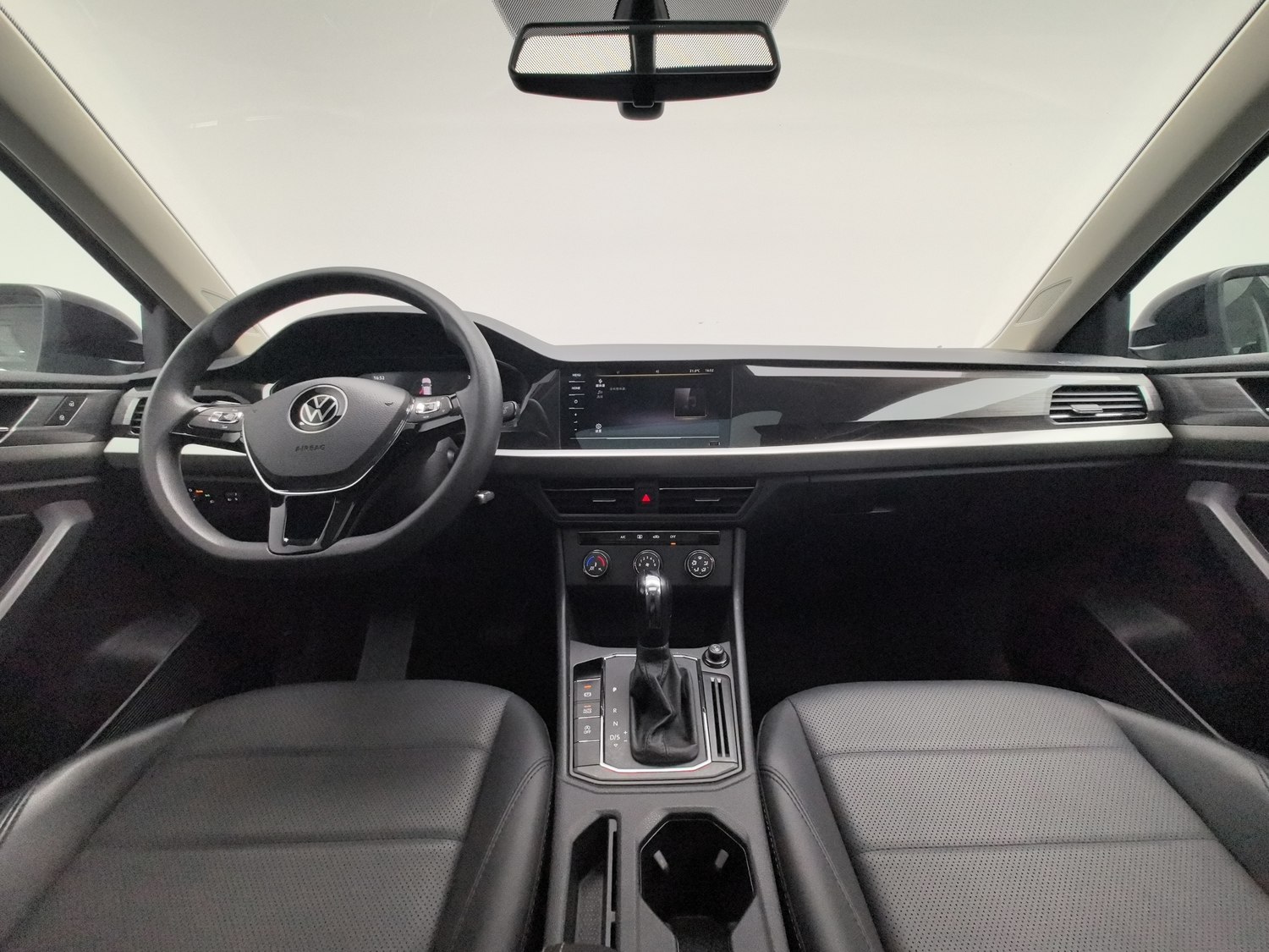 Used Volkswagen Lavida 2022 1.5 AT