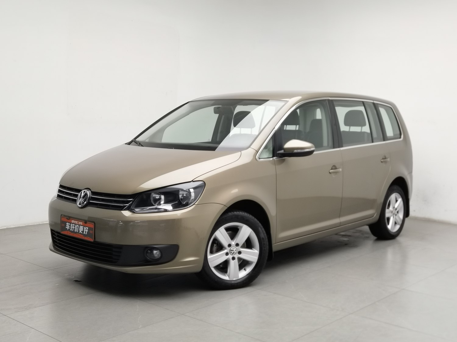 Used Volkswagen Touran 2015 1.4 MT