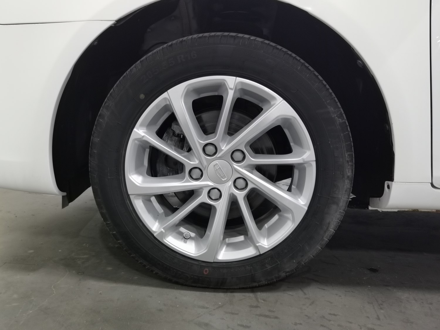 Used Geely Emgrand 2021 1.5 AT