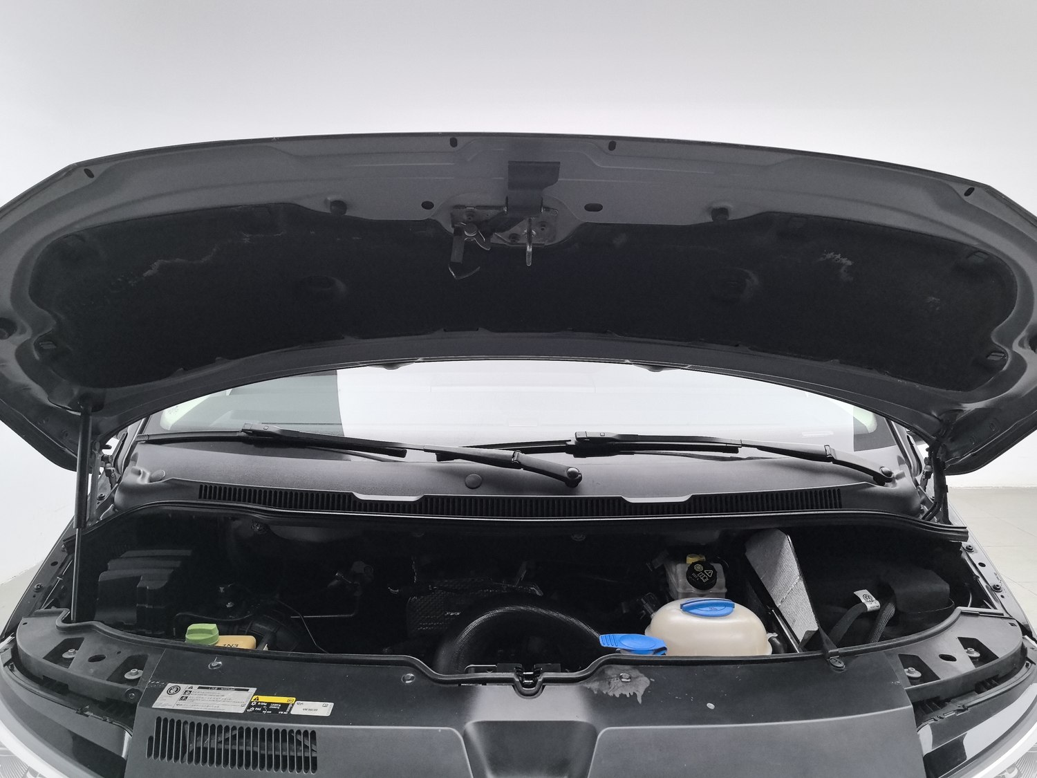 Used Volkswagen Multivan (Imported) 2018 2.0 AT