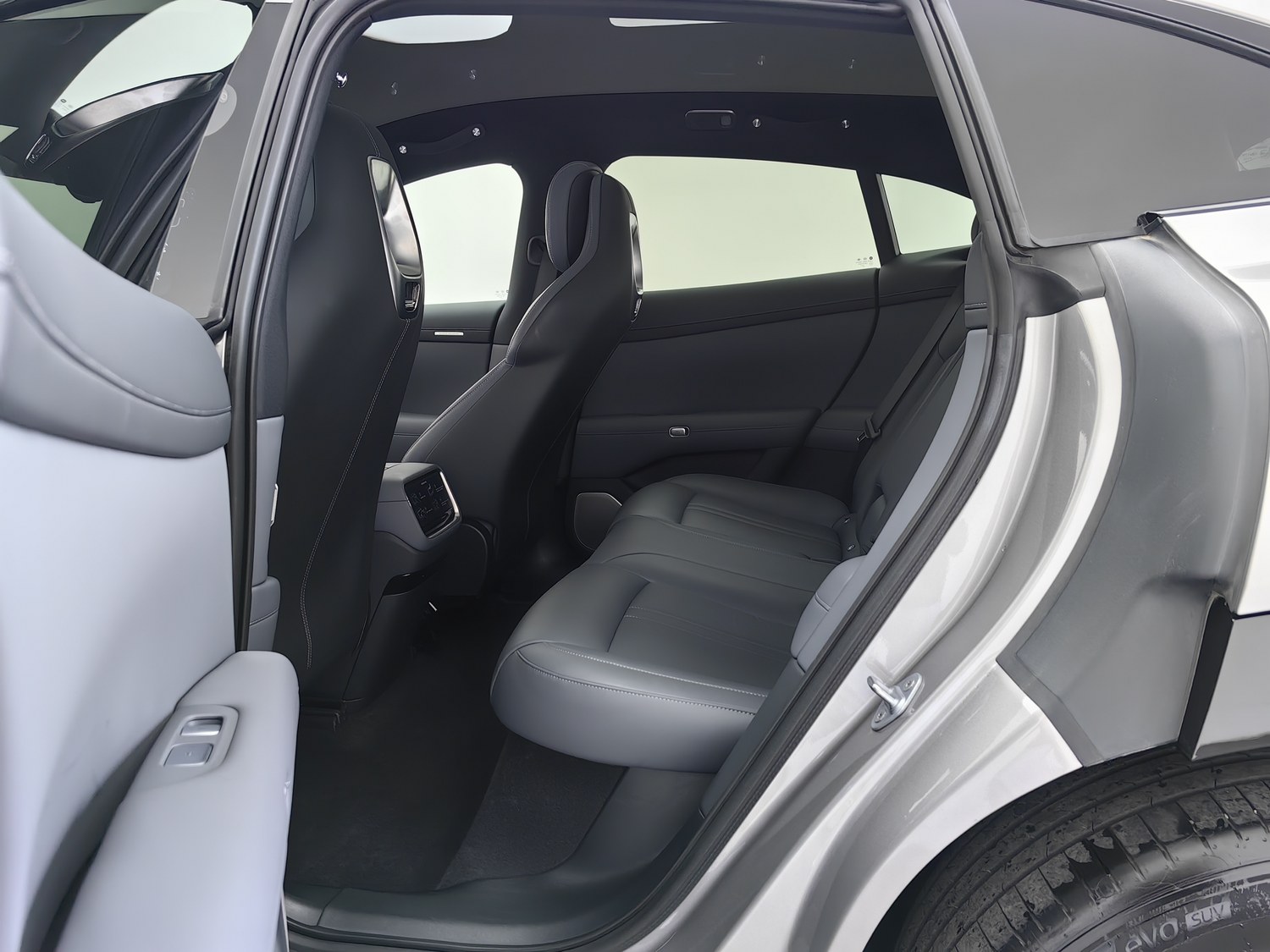 Used Xiaomi Auto YU7 2025